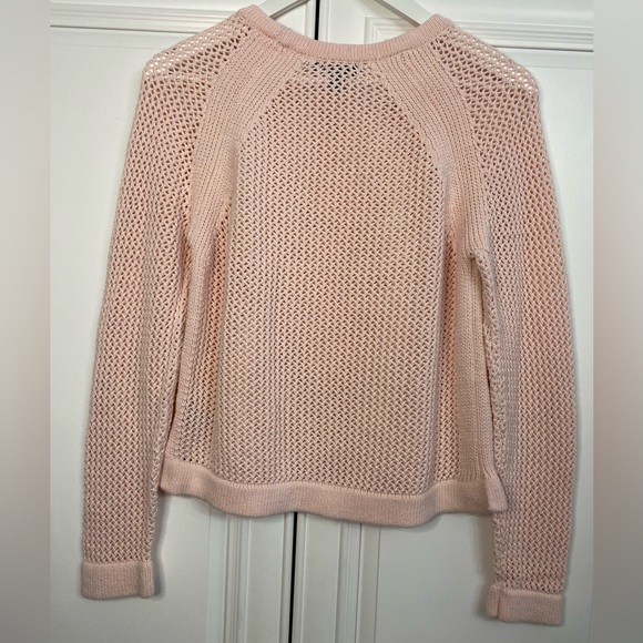 EUC Vintage Sears Women’s Medium Pink Crew Neck Sweater with a Slight Sparkle - Picture 5 of 9